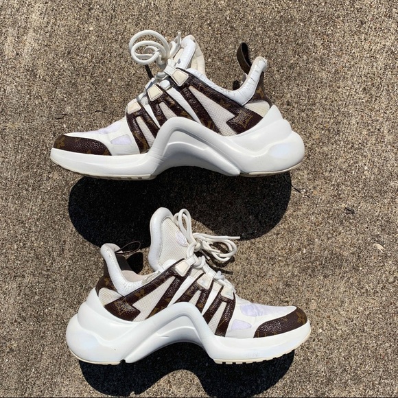 AUTHENTIC Louis Vuitton archlight sneaker size 9 women’s - Picture 4 of 10